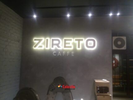 Litere cu efect halou