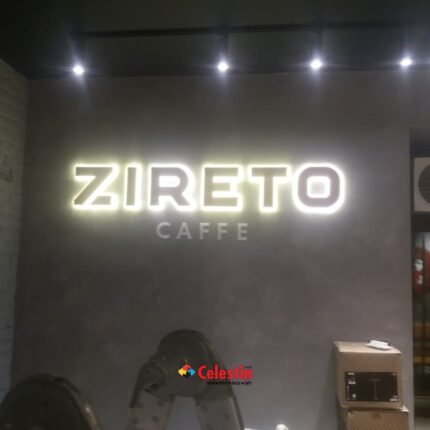 Litere cu efect halou