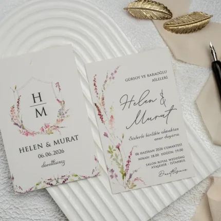 Invitație de nuntă albă cu model floral delicat și design romantic – stil elegant premium